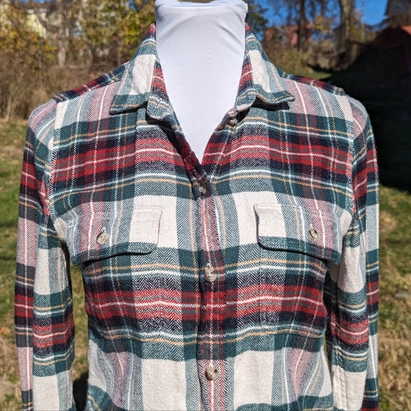 American Eagle Flannel shirt - Picture 2 of 5